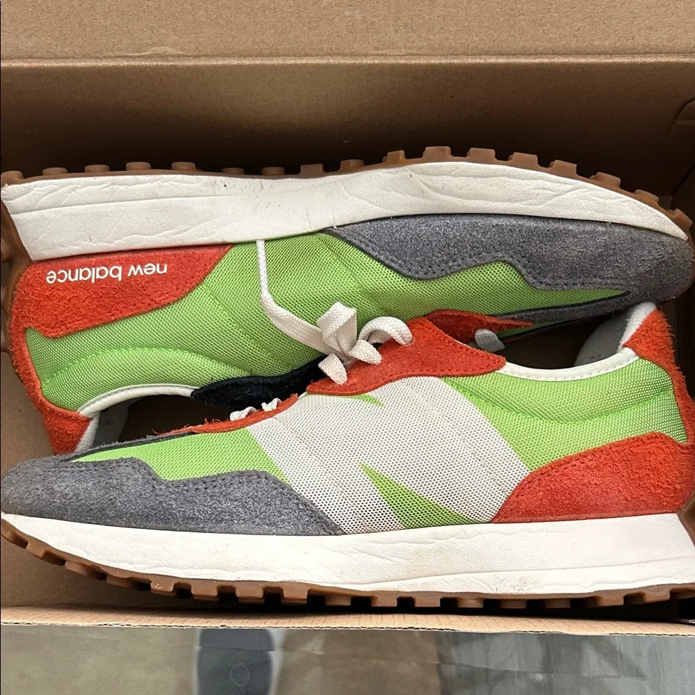 New Balance Lime Green and Red Sneakers size 9.5 - Picture 2 of 5
